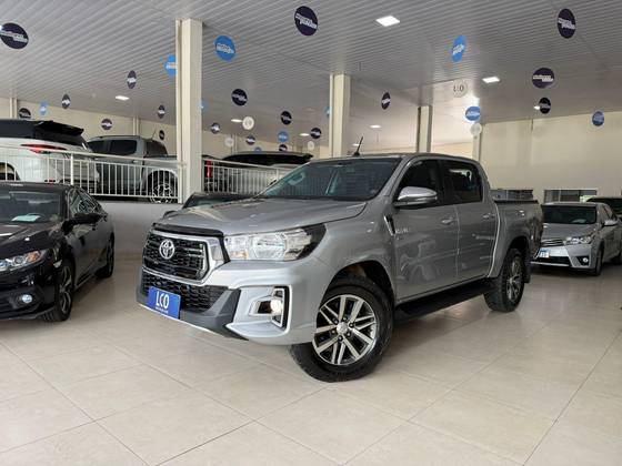 TOYOTA HILUX 2.7 SRV 4X4 CD 16V FLEX 4P AUTOMÁTICO TOYOTA HILUX 2.7 SRV 4X4 CD 16V FLEX 4P AUTOMÁTICO